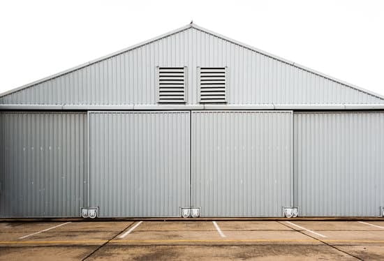 Airplane hangar